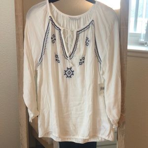Lucky white blouse with flowers NWT